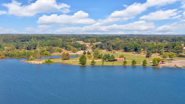 1000 N Vine St, Winchester, TN 37398