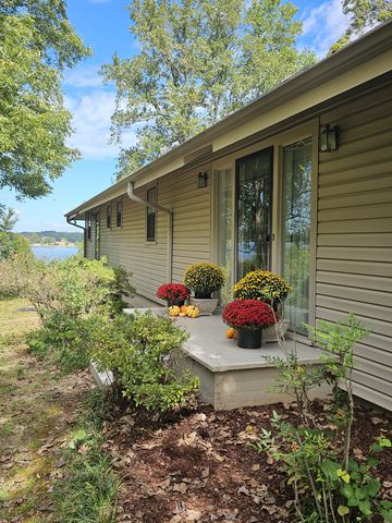 1000 N Vine St, Winchester, TN 37398