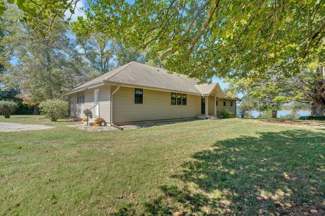 1000 N Vine St, Winchester, TN 37398