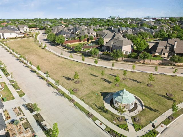 4724 Gentle Glen Drive, Carrollton, TX 75010