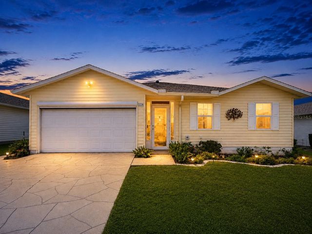 2228 GRAND CYPRESS DRIVE, Lakeland, FL 33810