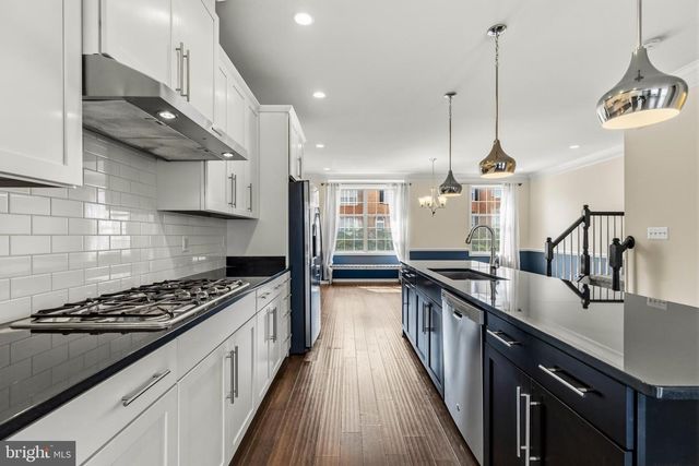 22462 CAMBRIDGEPORT SQ, Ashburn, VA 20148