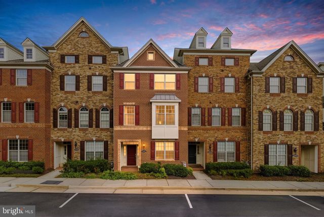 22462 CAMBRIDGEPORT SQ, Ashburn, VA 20148