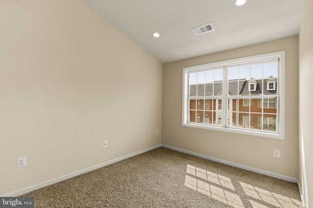 22462 CAMBRIDGEPORT SQ, Ashburn, VA 20148