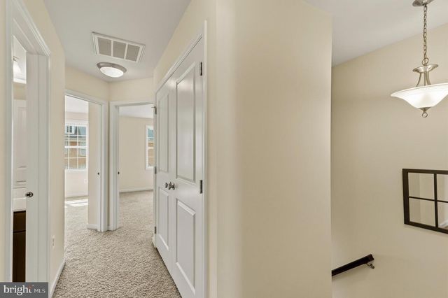 22462 CAMBRIDGEPORT SQ, Ashburn, VA 20148