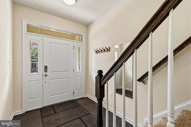 22462 CAMBRIDGEPORT SQ, Ashburn, VA 20148