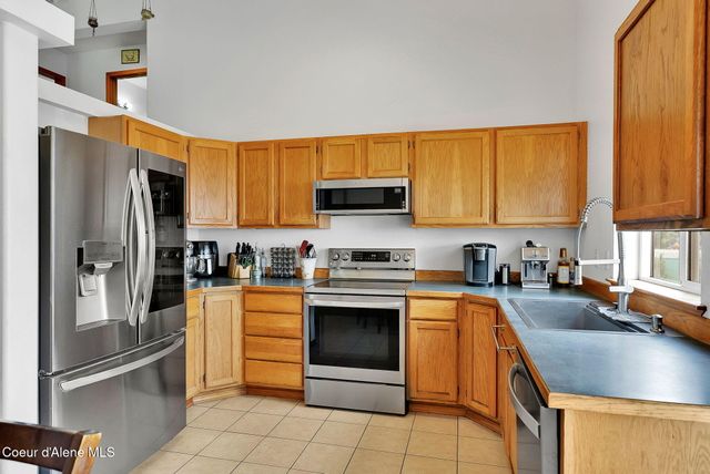425 N Megan St, Post Falls, ID 83854