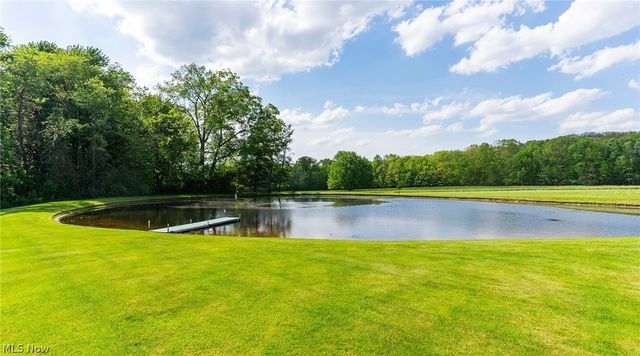 2941 Howland Wilson Road NE, Warren, OH 44484