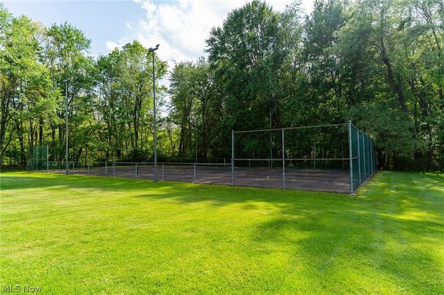 2941 Howland Wilson Road NE, Warren, OH 44484