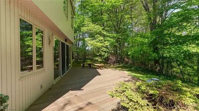 2941 Howland Wilson Road NE, Warren, OH 44484