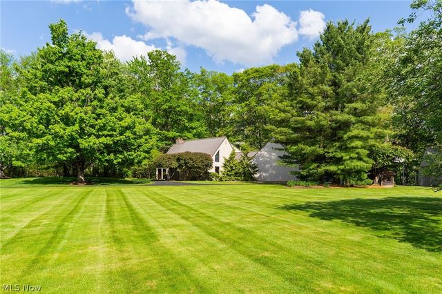 2941 Howland Wilson Road NE, Warren, OH 44484
