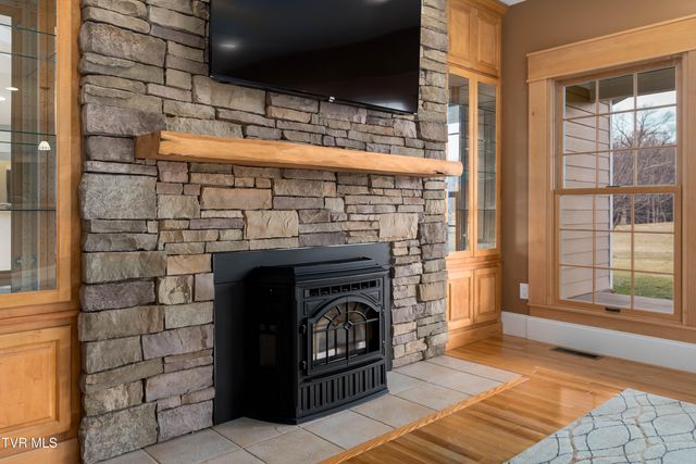 287 Saylor Hill Road, Limestone, TN 37681