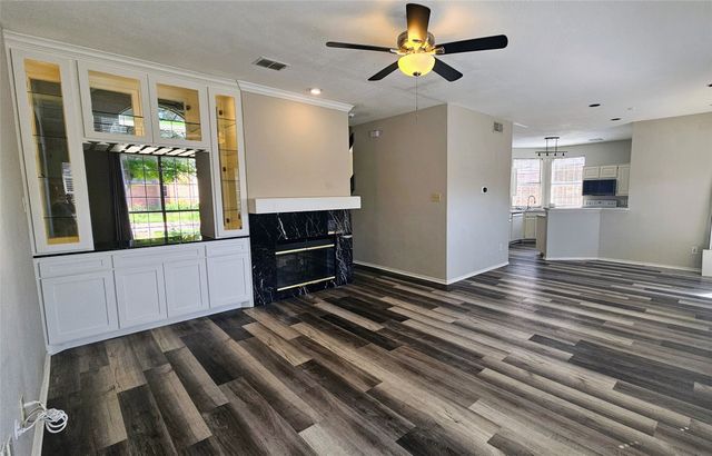 342 Arbor Court, Euless, TX 76039