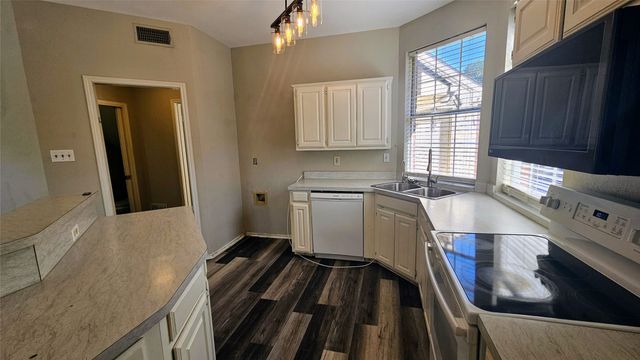342 Arbor Court, Euless, TX 76039