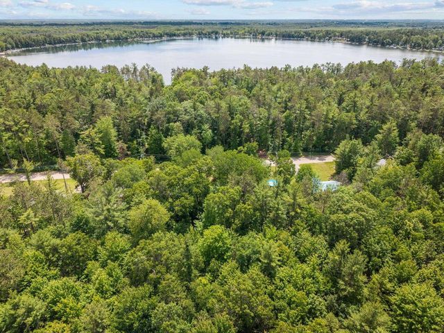 W8306 CLOVERLEAF LAKE ROAD, Clintonville, WI 54929