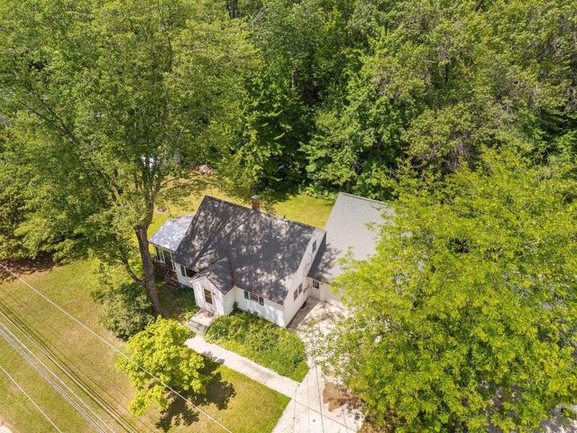 W8306 CLOVERLEAF LAKE ROAD, Clintonville, WI 54929