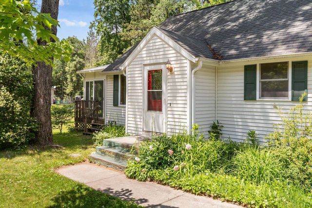 W8306 CLOVERLEAF LAKE ROAD, Clintonville, WI 54929