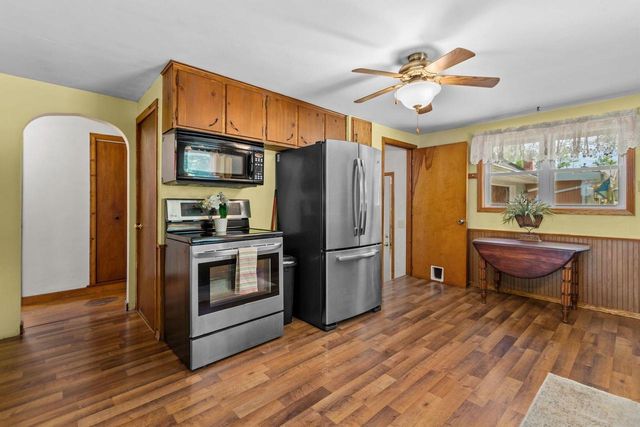 W8306 CLOVERLEAF LAKE ROAD, Clintonville, WI 54929