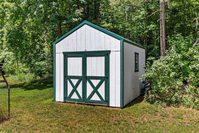 W8306 CLOVERLEAF LAKE ROAD, Clintonville, WI 54929