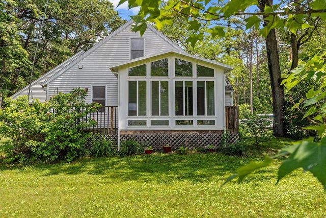 W8306 CLOVERLEAF LAKE ROAD, Clintonville, WI 54929