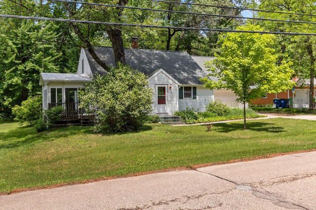 W8306 CLOVERLEAF LAKE ROAD, Clintonville, WI 54929