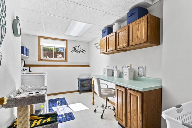 1901 E BLUEBIRD LANE, Appleton, WI 54915