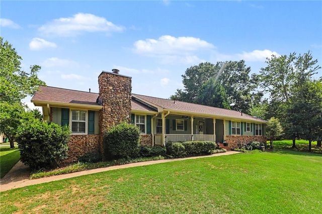 105 Gantt Lane, Fayetteville, GA 30215