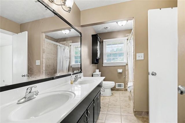 105 Gantt Lane, Fayetteville, GA 30215