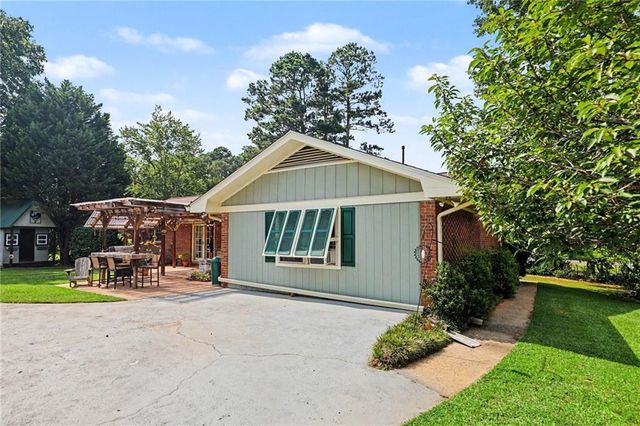 105 Gantt Lane, Fayetteville, GA 30215