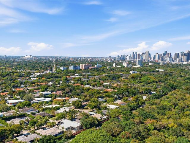 291 E Shore Drive E, Miami, FL 33133