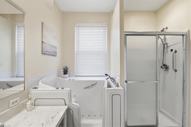 2312 Beach Haven Dr Apt 102, Virginia Beach, VA 23451