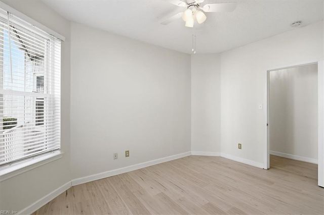 2312 Beach Haven Dr Apt 102, Virginia Beach, VA 23451