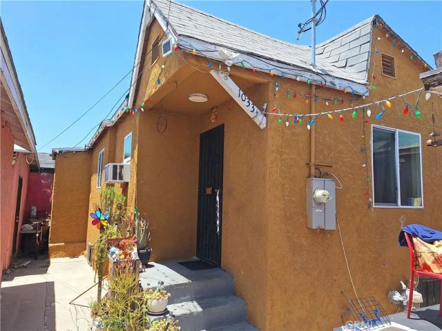 1031 S Ditman, Los Angeles, CA 90023