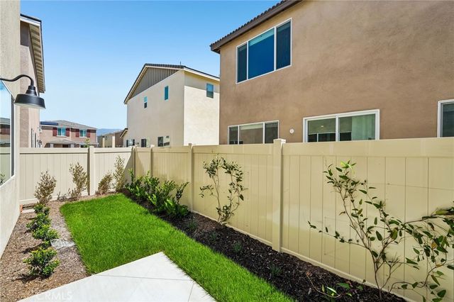 1133 Tropic Court, Redlands, CA 92374