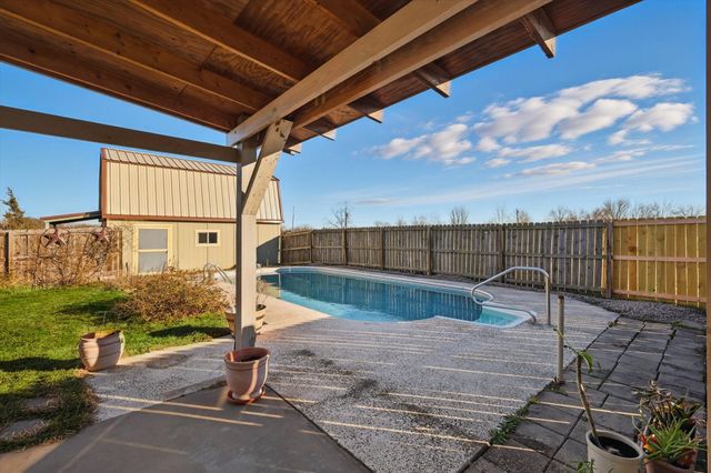 9942 State Highway 56, Sherman, TX 75090