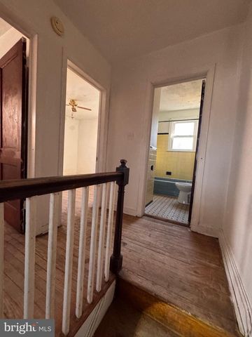 211 49TH ST NE, Washington, DC 20019