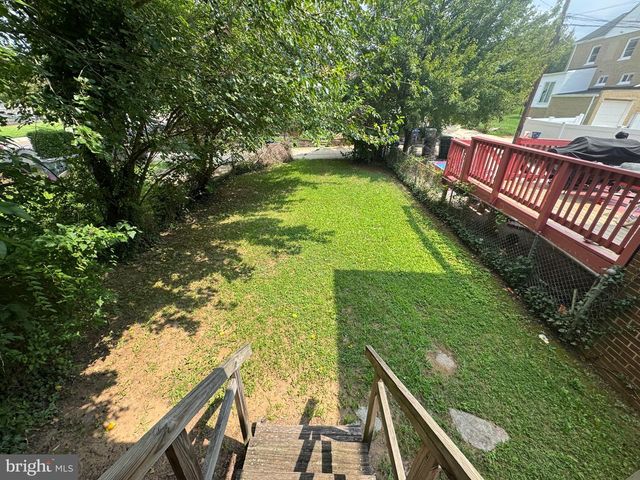 211 49TH ST NE, Washington, DC 20019