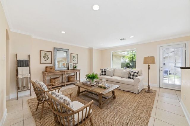 5643 Cheena Drive, Houston, TX 77096