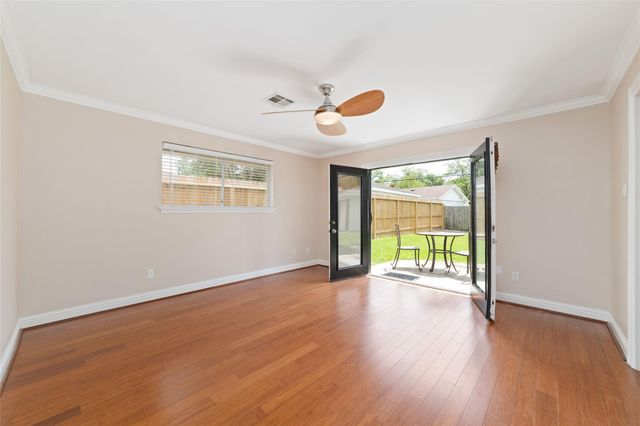 5643 Cheena Drive, Houston, TX 77096