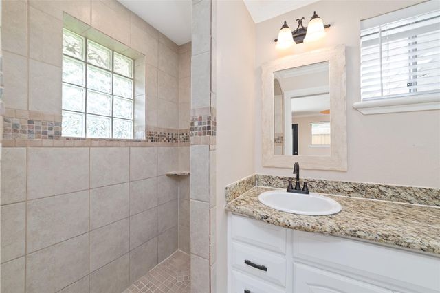 5643 Cheena Drive, Houston, TX 77096