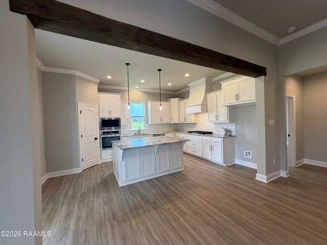 305 Sweet Harvest Road, Youngsville, LA 70592