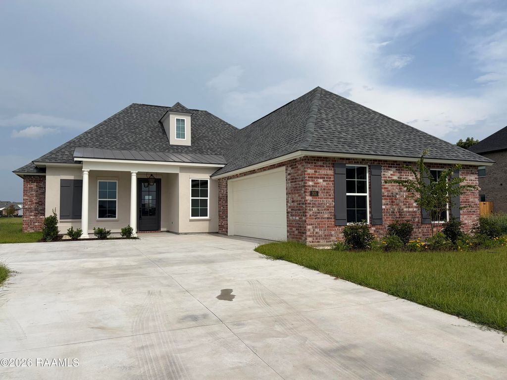 305 Sweet Harvest Road, Youngsville, LA 70592