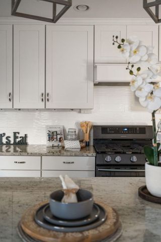 6465 W 1100 S, Union Mills, IN 46382