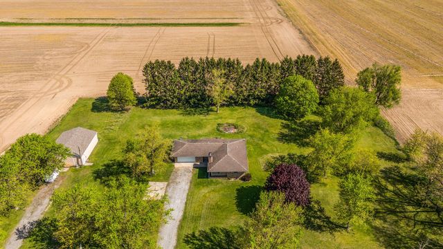 6465 W 1100 S, Union Mills, IN 46382