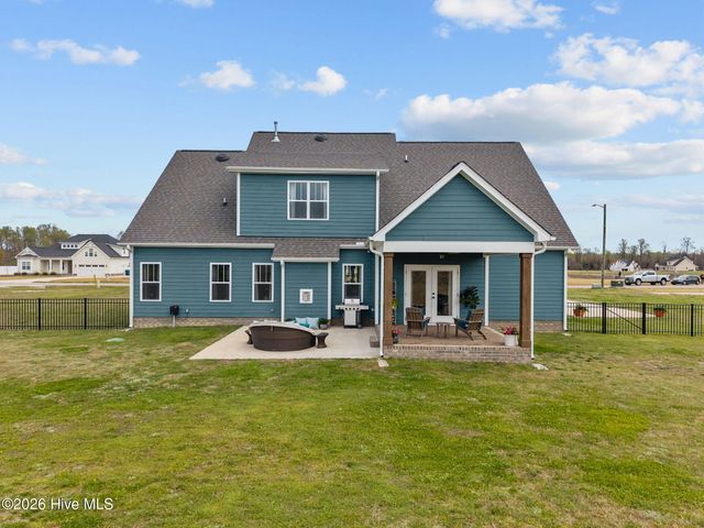 2754 Windflower Lane, Grimesland, NC 27837