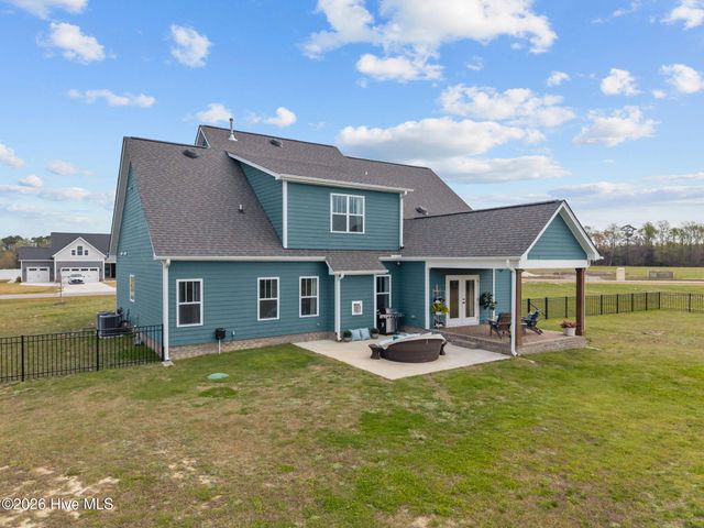 2754 Windflower Lane, Grimesland, NC 27837