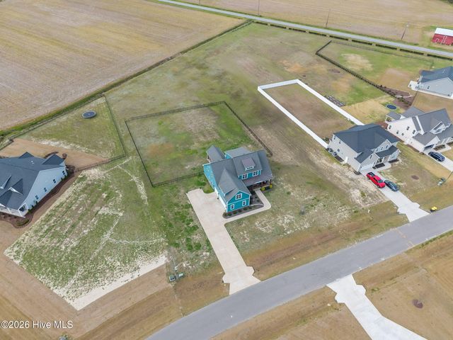 2754 Windflower Lane, Grimesland, NC 27837