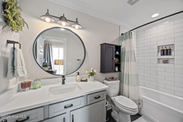 2754 Windflower Lane, Grimesland, NC 27837