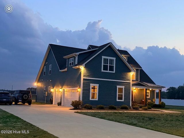 2754 Windflower Lane, Grimesland, NC 27837