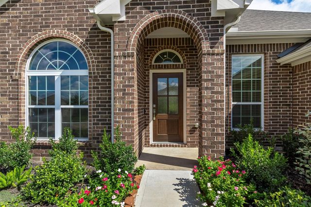 112 Dina Lane, Montgomery, TX 77356